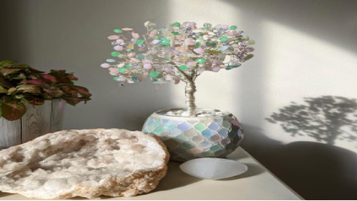Fengshui Tips in hindi If you want to progress in life then keep crystal tree like this at home or office
