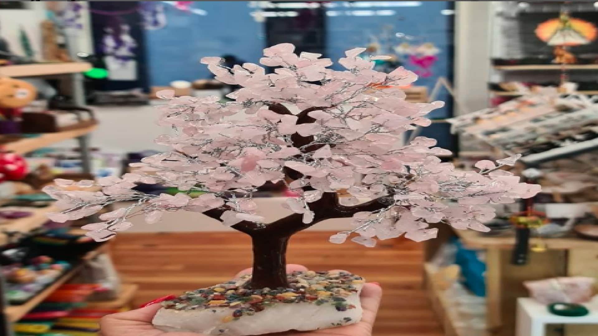 Fengshui Tips in hindi If you want to progress in life then keep crystal tree like this at home or office