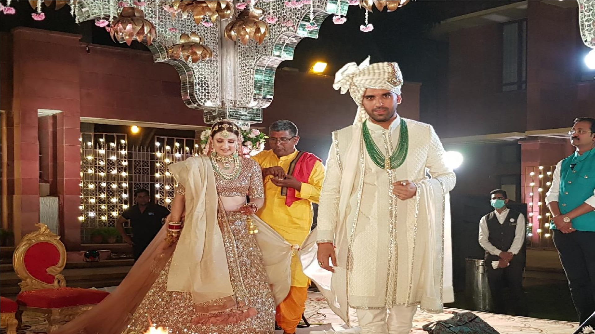 deepak chahar and jaya bhardwaj marriage Team India s medium pacer Deepak Chahar tied knot with Jaya Bhardwaj