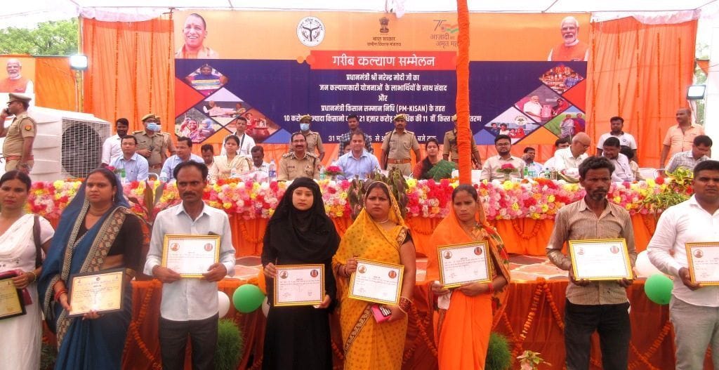 The faces of the beneficiaries on getting the certificate