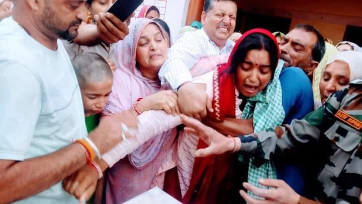 Soldier Rakesh cremated with state honors