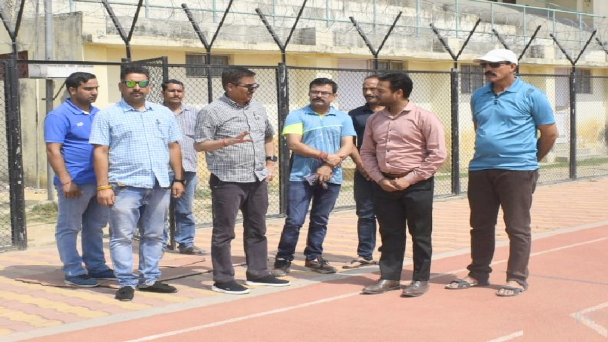 Astroturf will be set up in the hockey ground of Kahlur Sports Complex, indoor stadium will be made