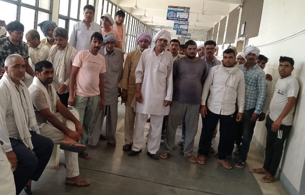 Anger among villagers due to filling of STP water in fields, memorandum submitted to DC