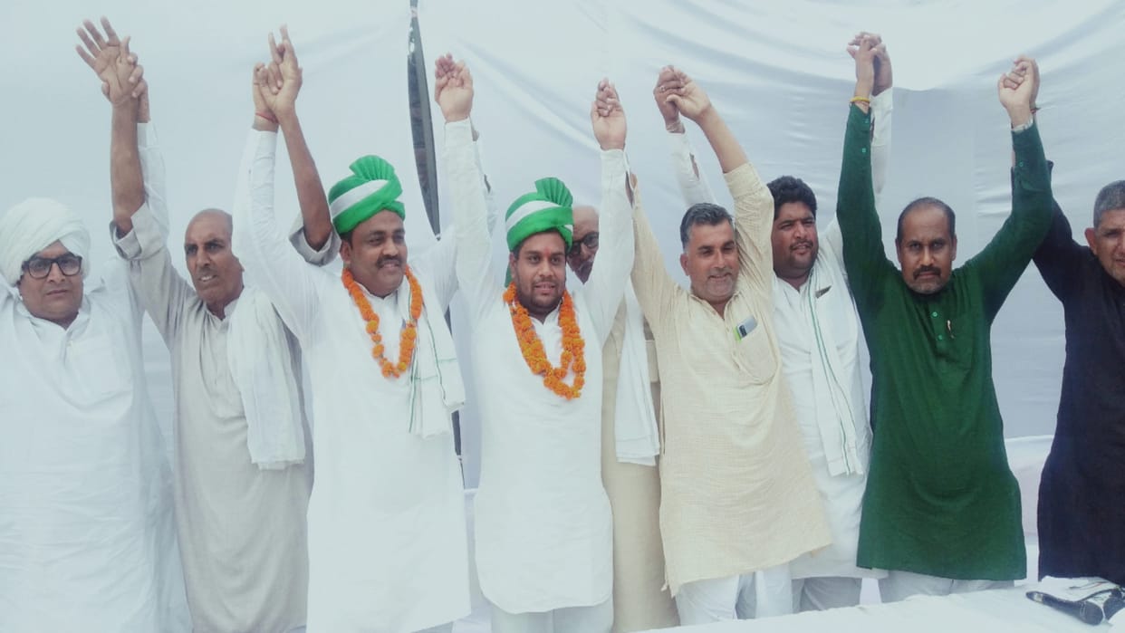 Tikait family on target: Big demand for new organization, make public movable and immovable property Tikait brothers