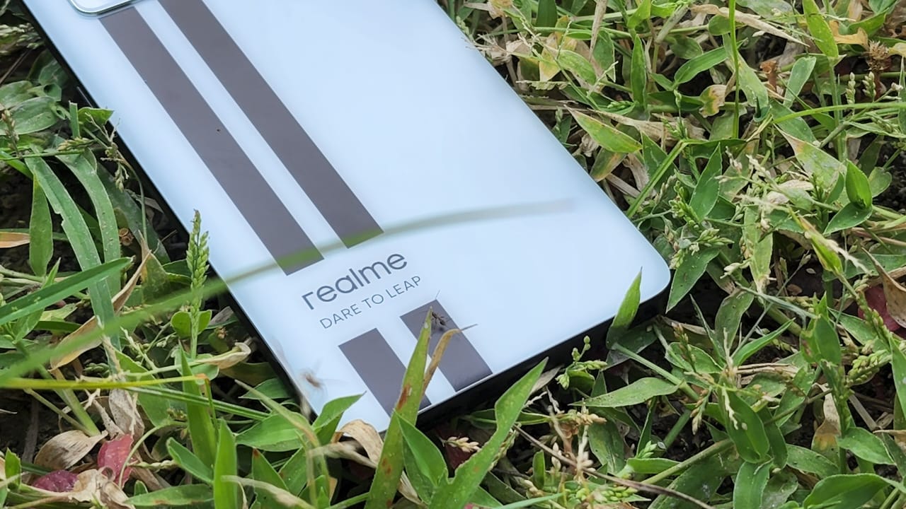 Realme GT Neo 3 5G Review in Hindi camera sample and more