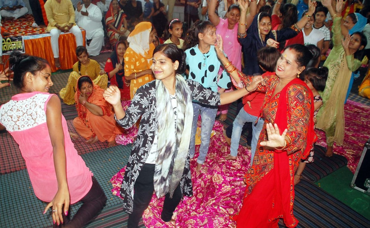 Devotees dance on hymns till late night in Shani Dev's birth anniversary