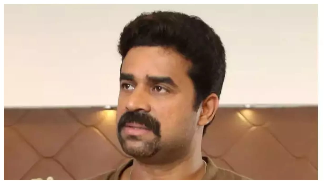 Vijay Babu Rape Case: Producer actor arrives in Kochi said he has full confidence in the judiciary will cooperate with police