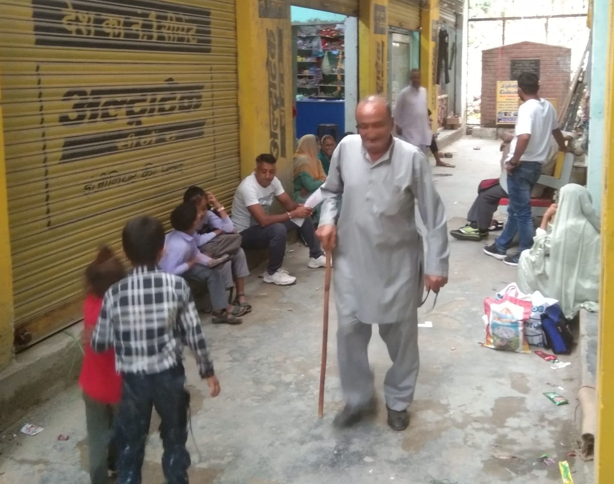 KYC is not being done due to non-updation of Aadhaar in dharampur