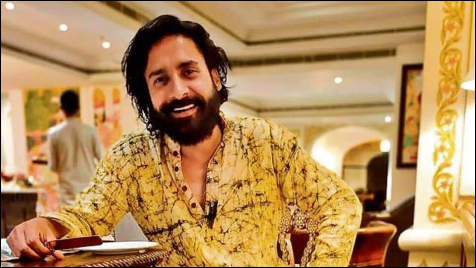 Chandan Roy Sanyal Aashram actor will direct the playback singer with acting film is based on musical romance