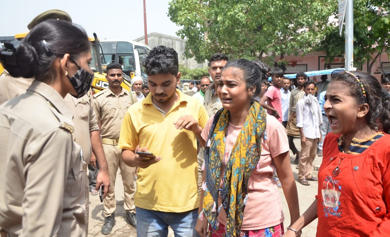 Three taken into custody for opposing encroachment
