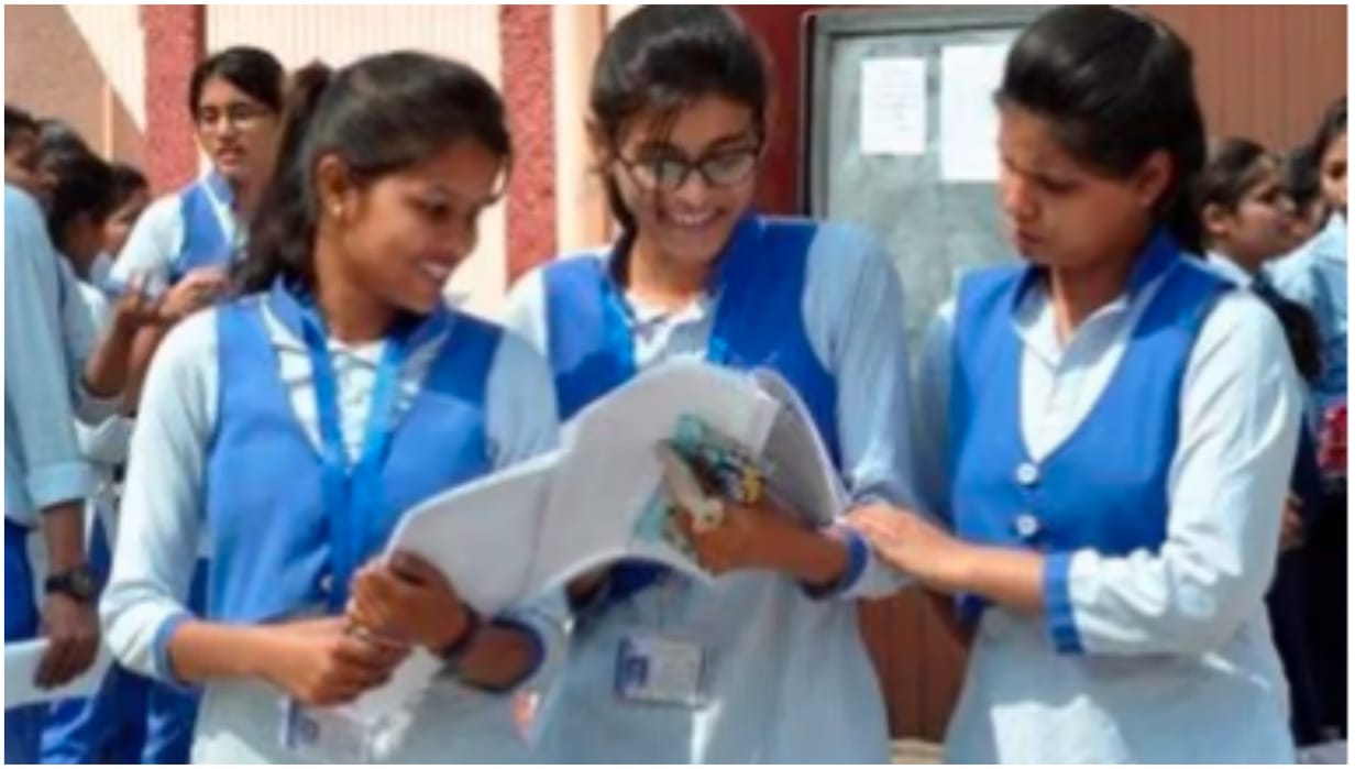 Best Competitive Exams For Class 10 Students Check List and How to Apply Here In Hindi