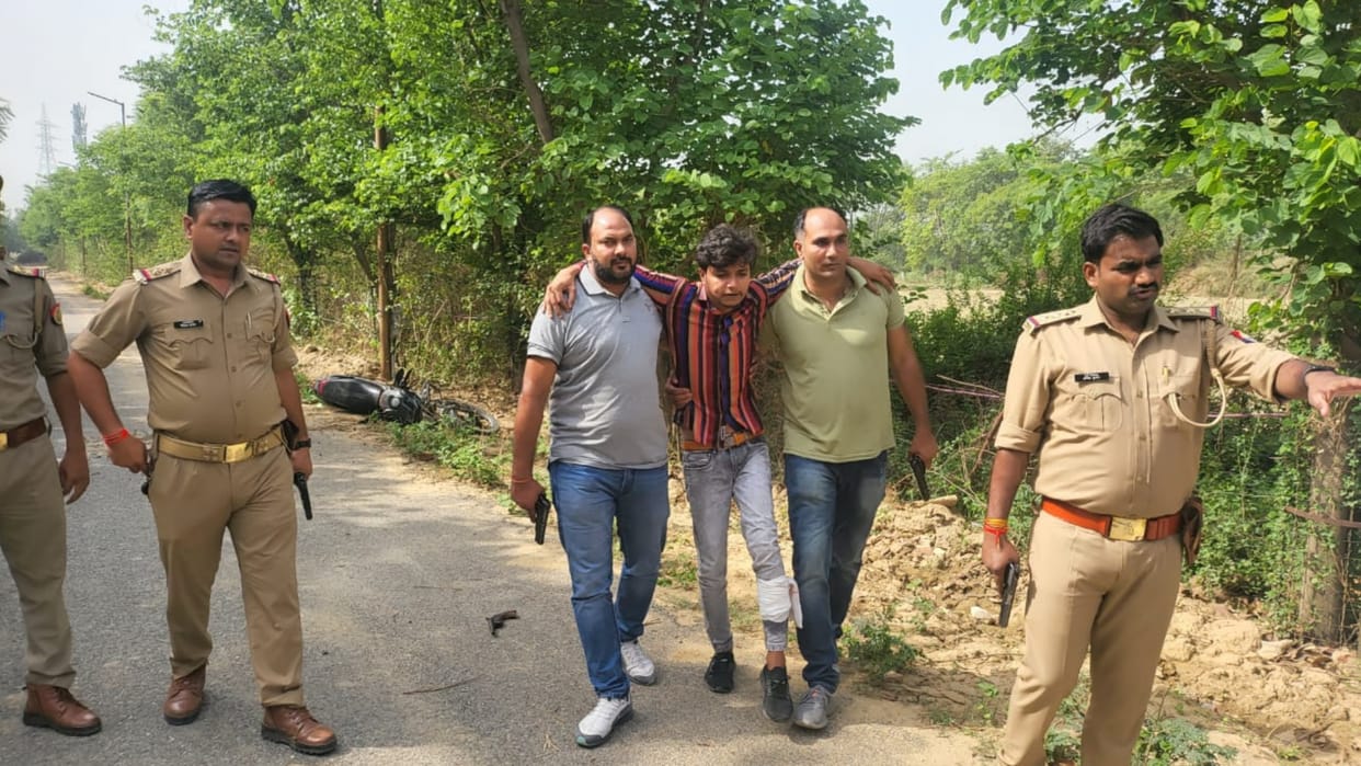 Greater Noida second encounter in 7 hours 25000 bounty criminal arrested is top 10 criminal of beta 2
