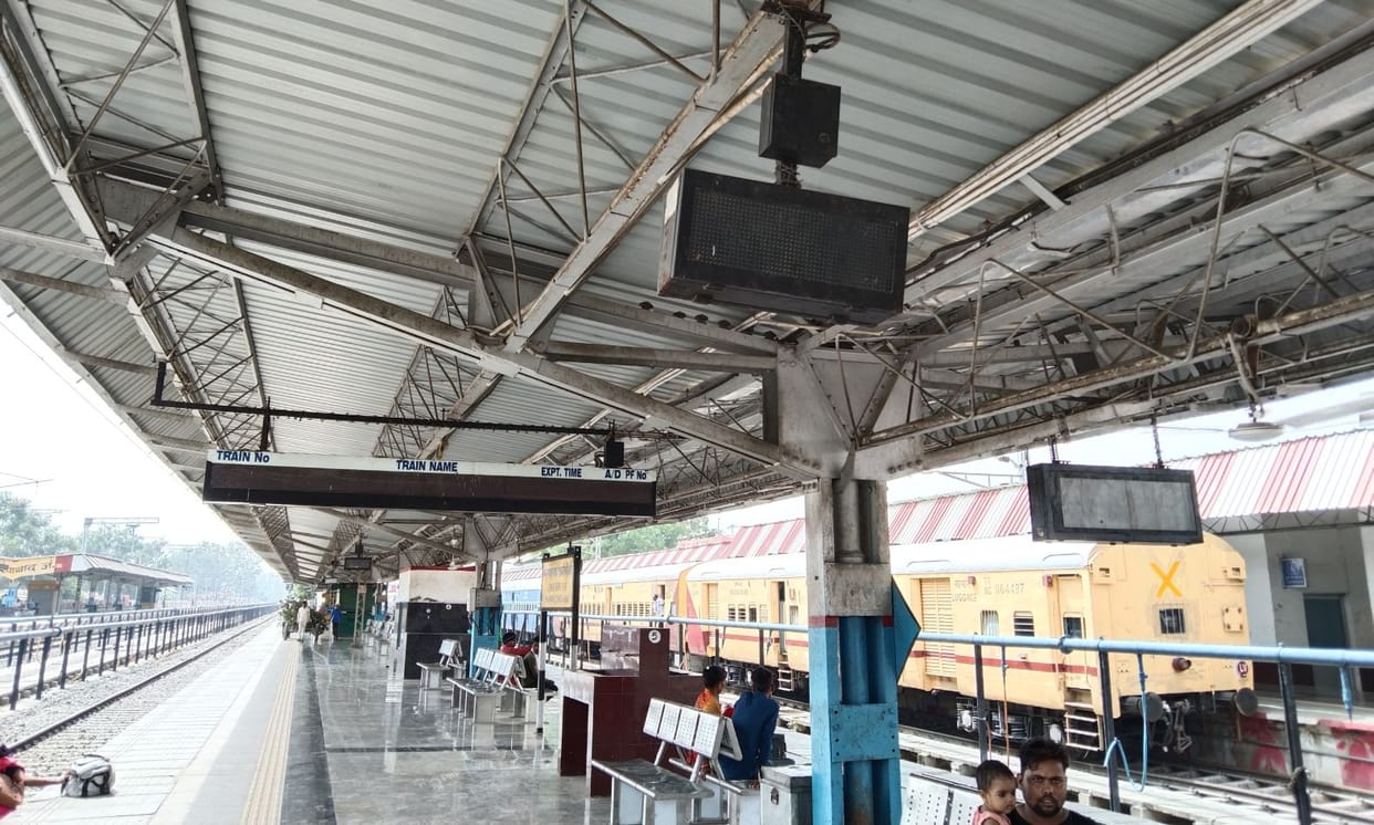 farrukhabad news,platform,station