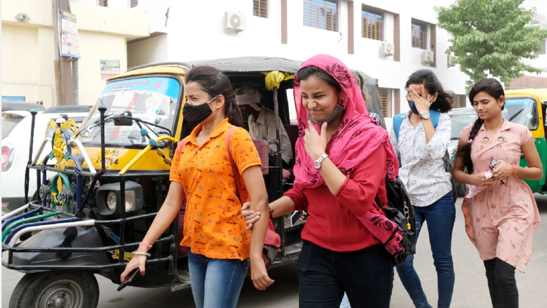 Relief from drizzling rain in Gorakhpur