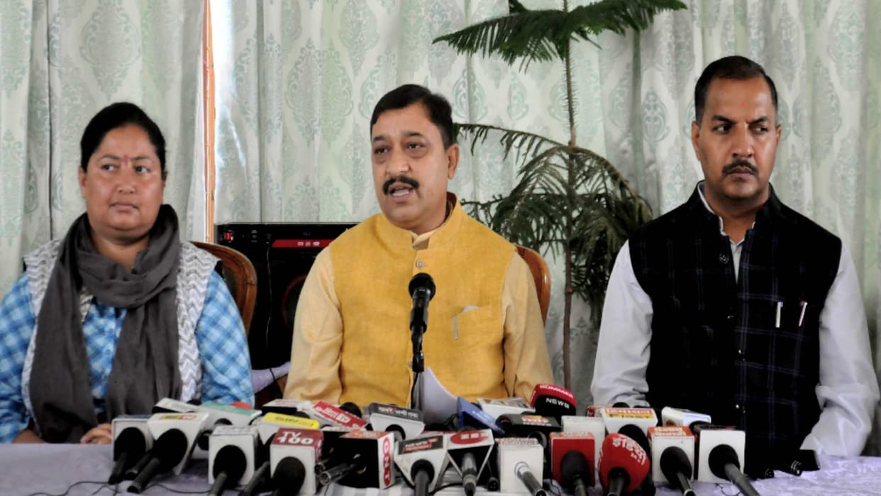 Himachal BJP: Corona warriors will be congratulated on all fronts, will run door-to-door contact campaign
