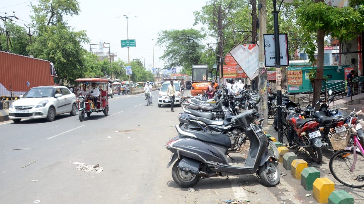 The city needs permanent parking, the government should keep the footpath empty
