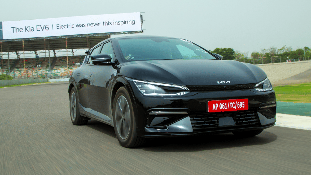 Kia Motors Kia Ev6 Electric Car Launched in India Check Price Features Range and Specification in Hindi