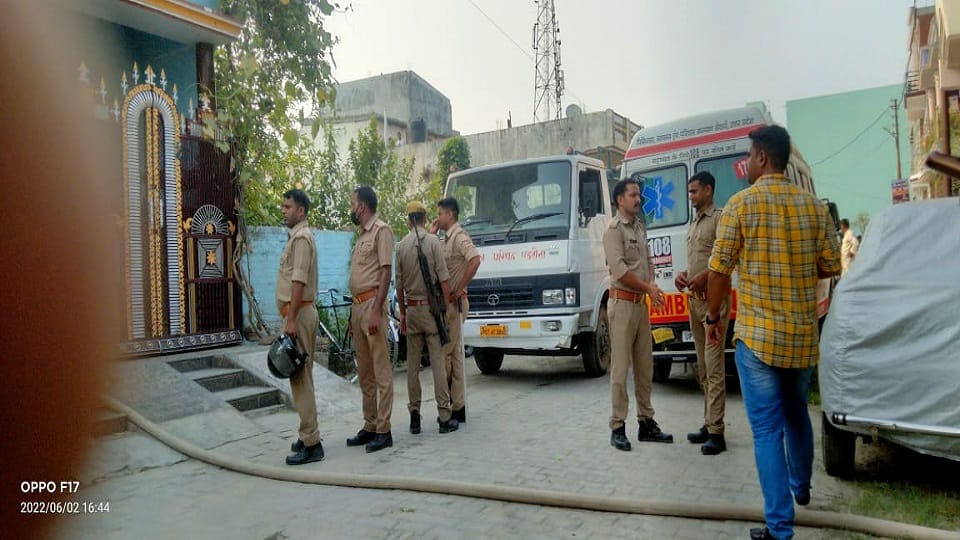 three including two brothers died of suffocation in toilet tank in kushinagar