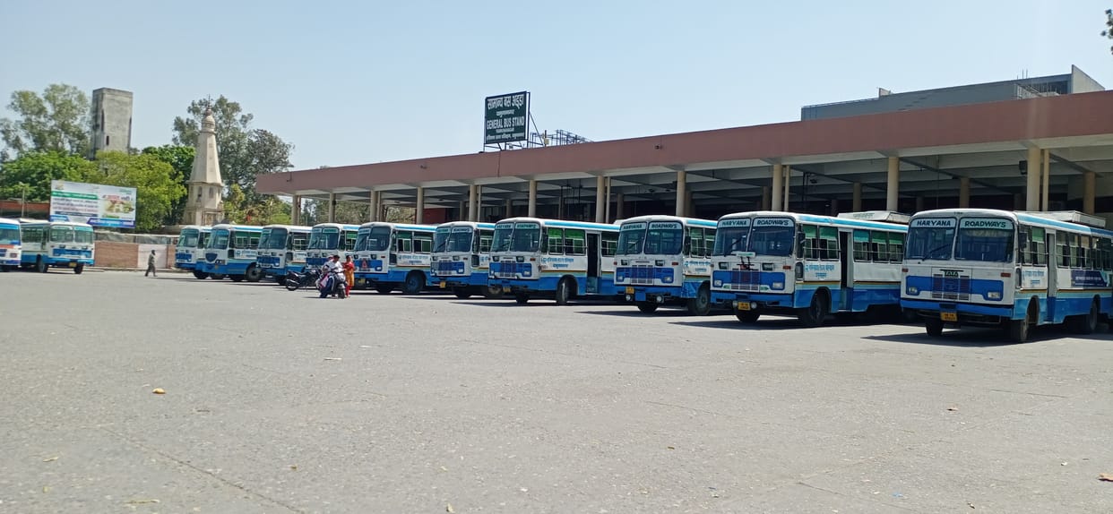 The plan of shifting of street vendors collapsed