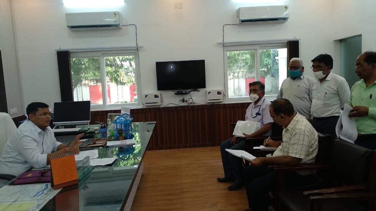 Quick disposal of pending cases: DM