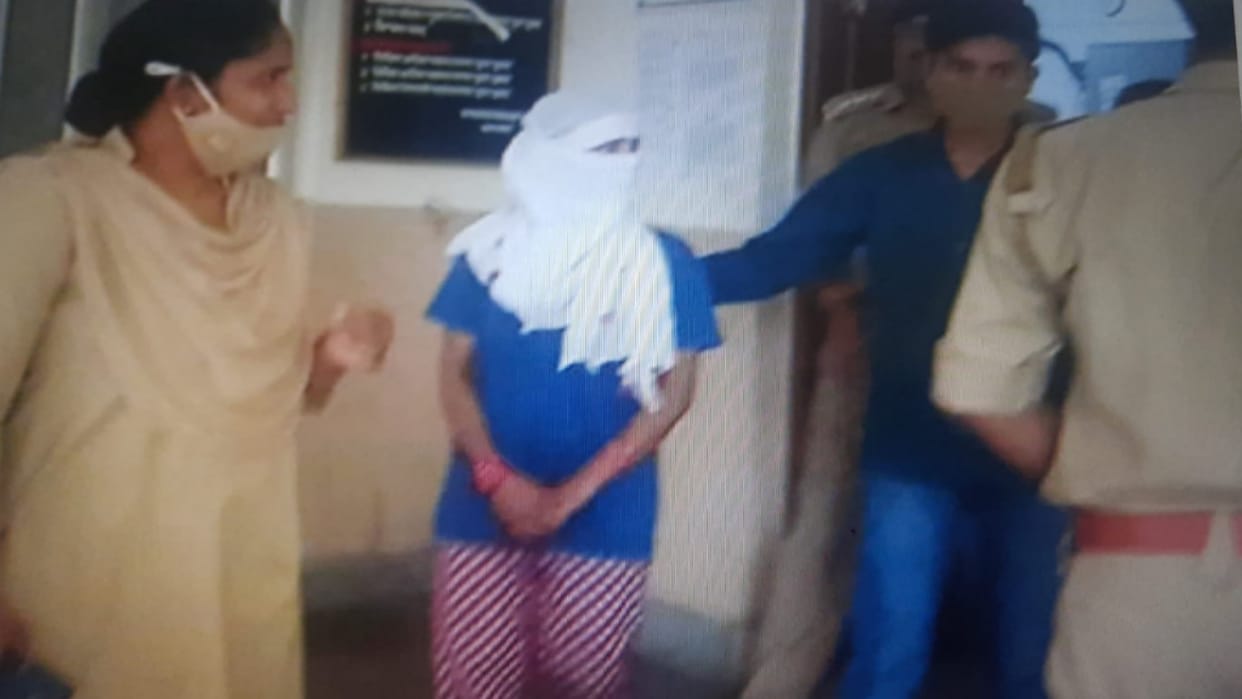 Mother daughters death case: Boyfriend and girlfriend recovered from Haridwar and appeared in court