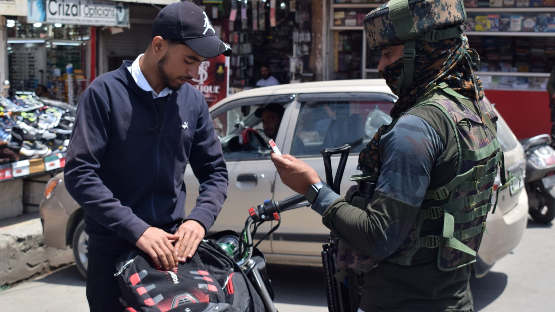 Srinagar Security beefed up in Srinagar after target killing in Kulgam checking of commuters coninues