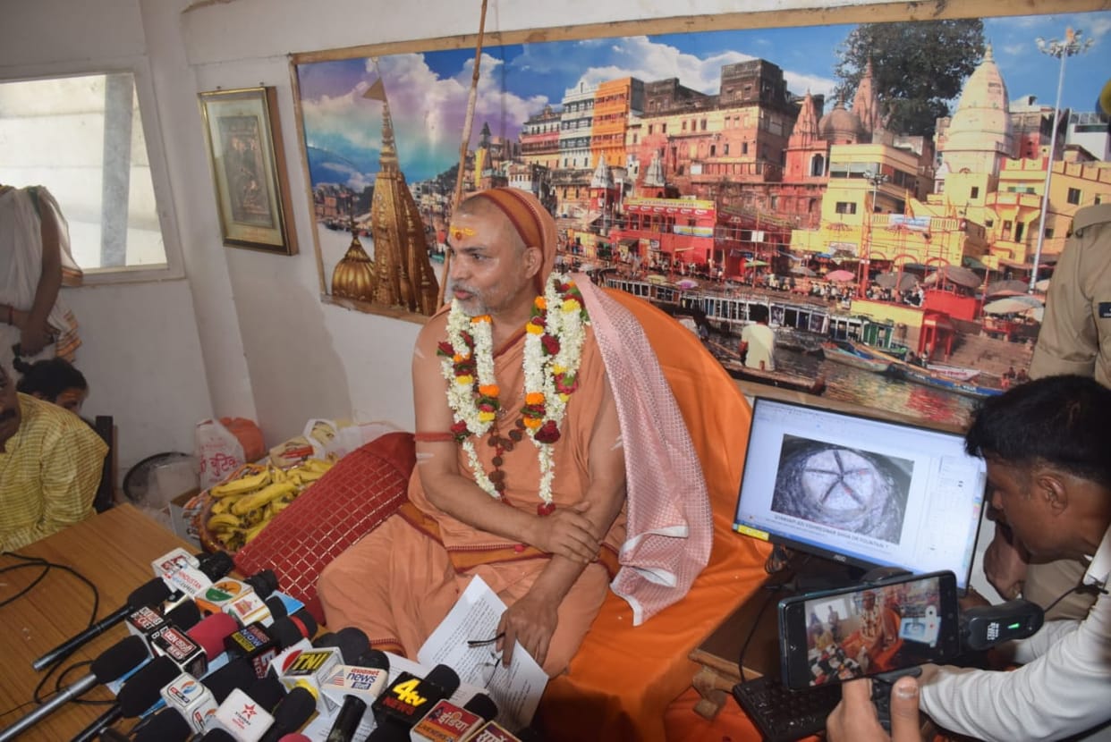 Swami Avimukteshwaranand said we will worship Shivling found in Gyanvapi on 4 June