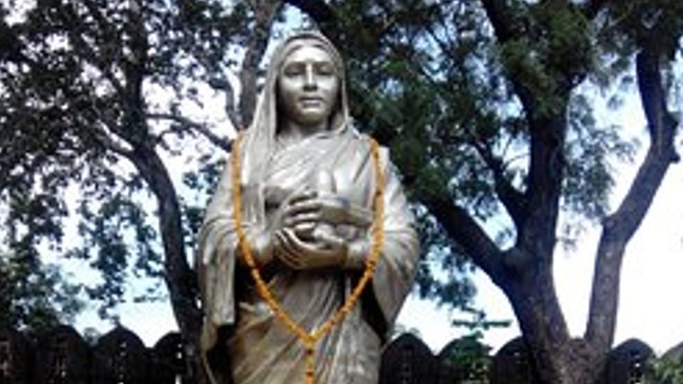 Indore News: Ahilyabai Holkar's property will remain under Khasgi Trust, Supreme Court stays on High Court's decision