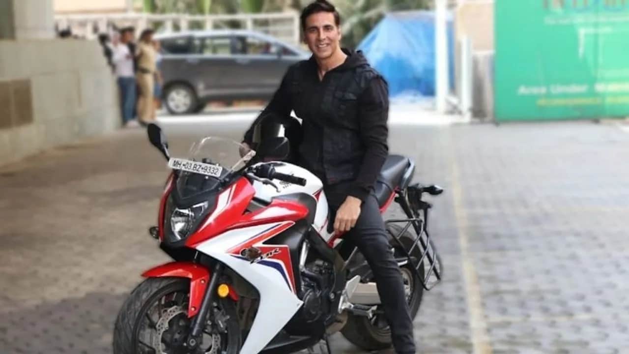 Akshay Kumar Net Worth Know Car Collection Luxurious Houses Bikes and Ads News in Hindi