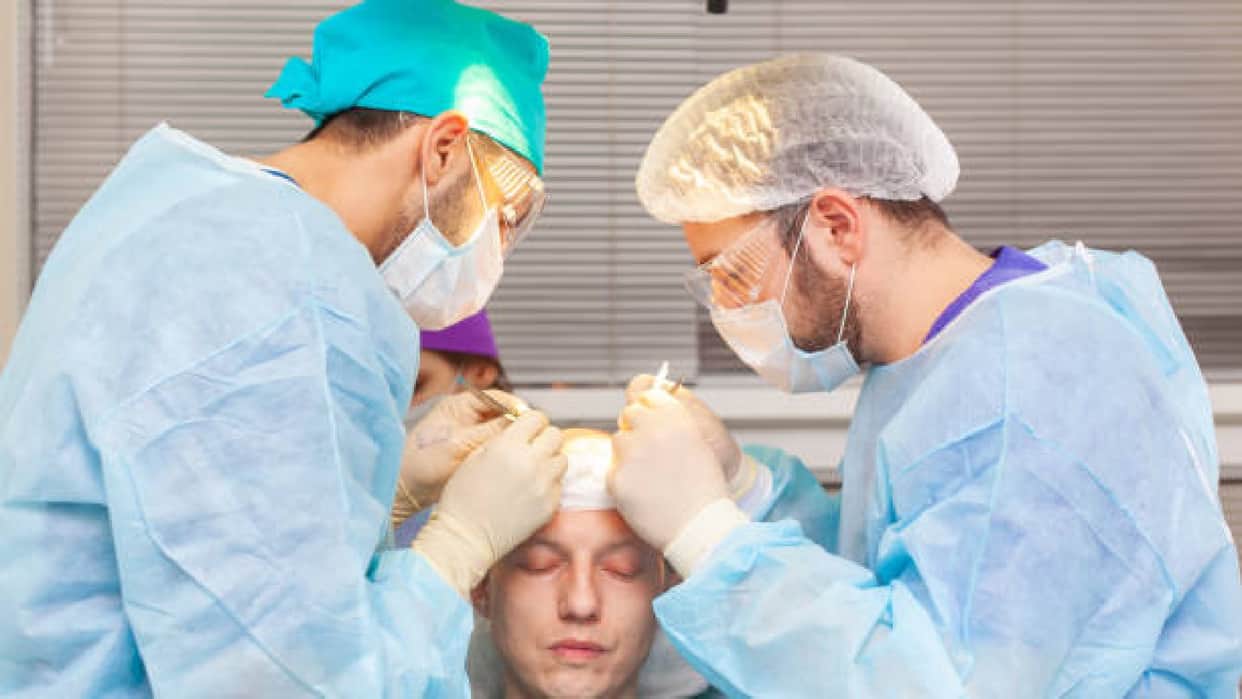 This Country Gives Best Hair Transplant Offers Affordable-Treatment They Receive From Airport News in Hindi