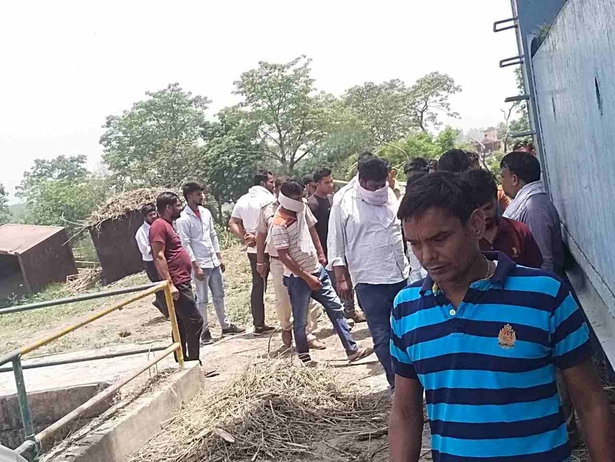 Dead body of drowned youth found while taking bath in canal with friends