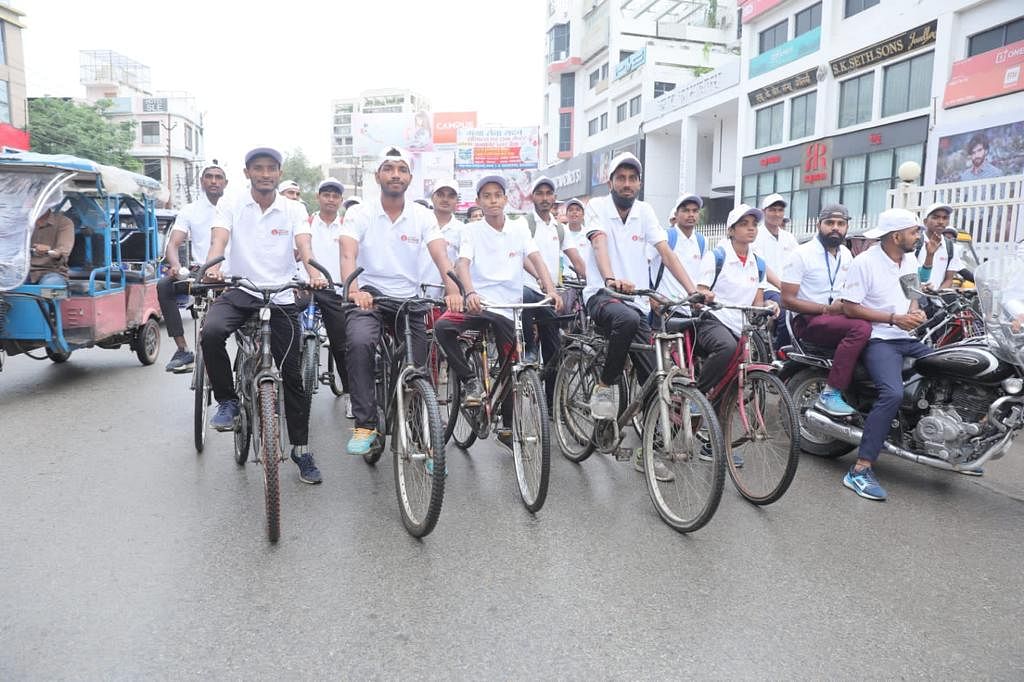 World Bicycle Day 2022 Craze For Cycle Increased In Banaras Varanasi  Someone Is Passionate About Riding Or Health - Amar Ujala Hindi News Live -  World Bicycle Day 2022:बनारस में बढ़ा साइकिल