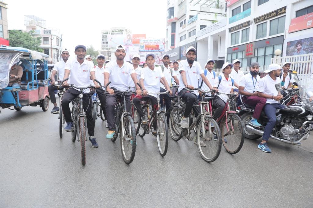 World Bicycle Day 2022 craze for cycle increased in Banaras varanasi someone is passionate about riding or health