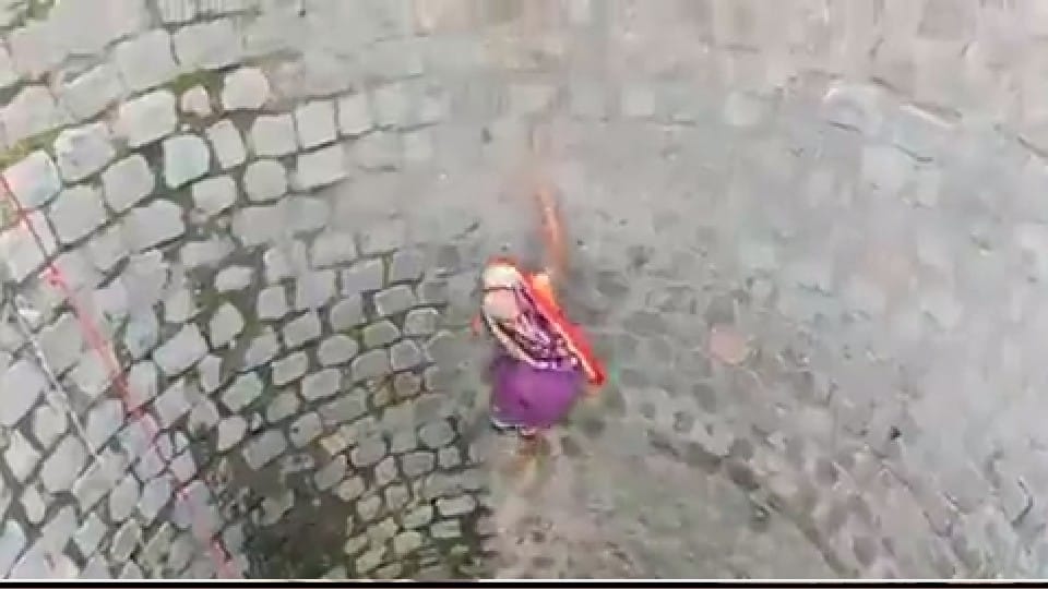 Madhya Pradesh: No water, no vote, villagers facing severe water crisis took decision