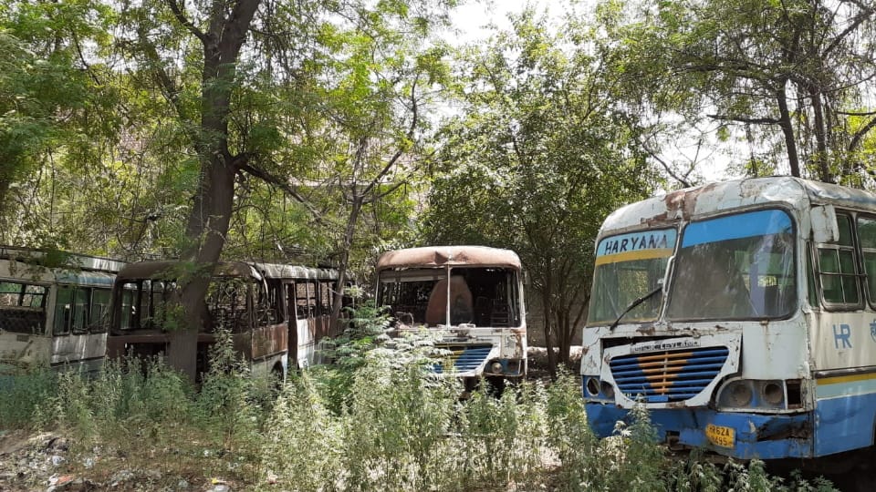 Fire broke out at bus stand workshop of tohana
