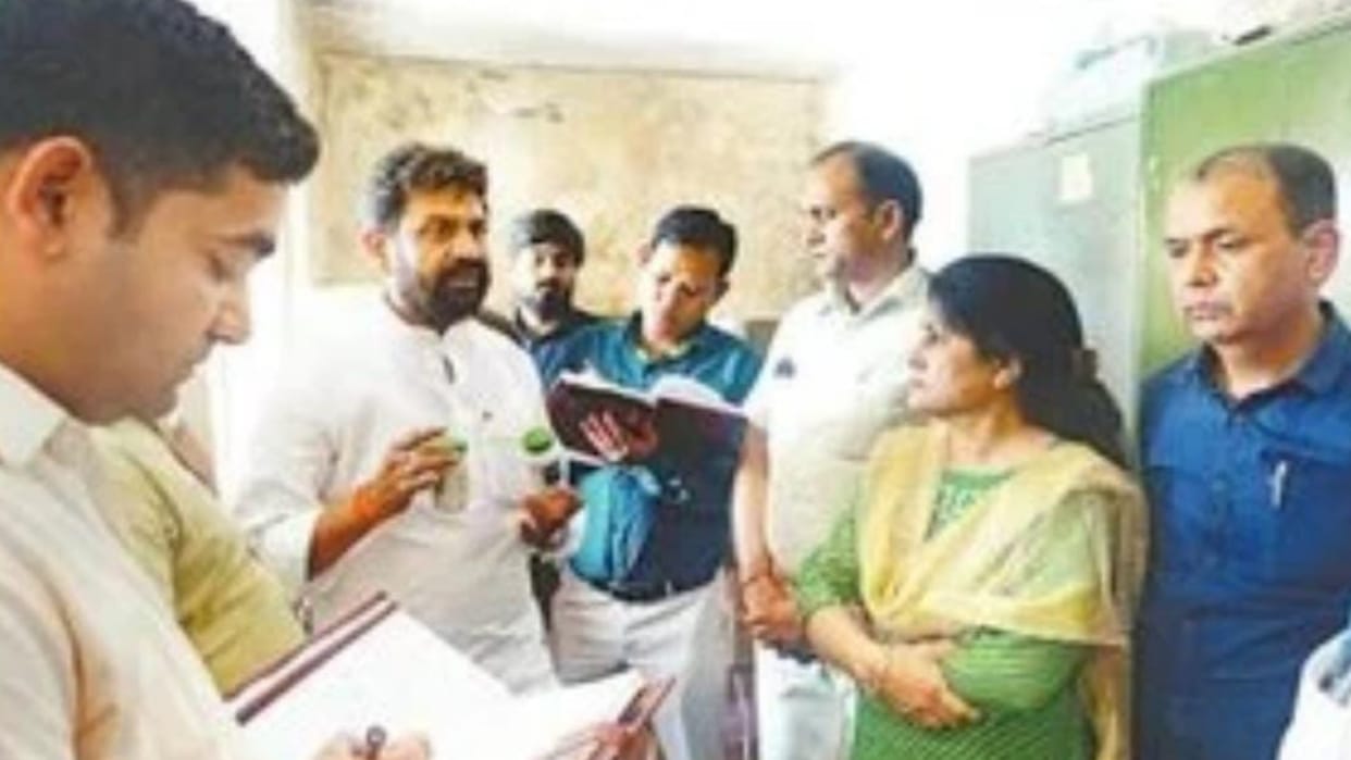 ayush minister found medicines worth lakh rupees, orders for investigation.