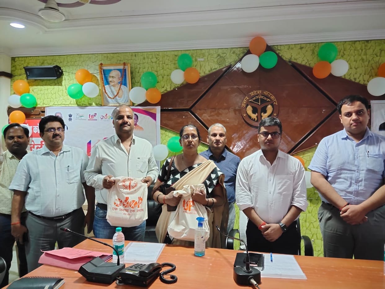Two entrepreneurs were honored at district level