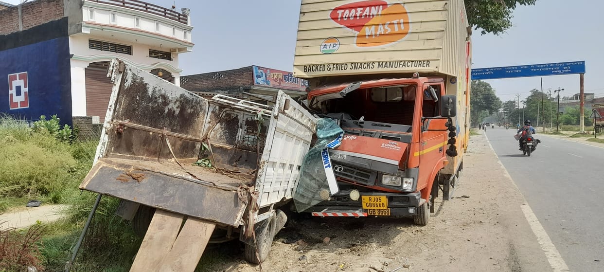 Animal smugglers fled in injured condition after leaving pickup