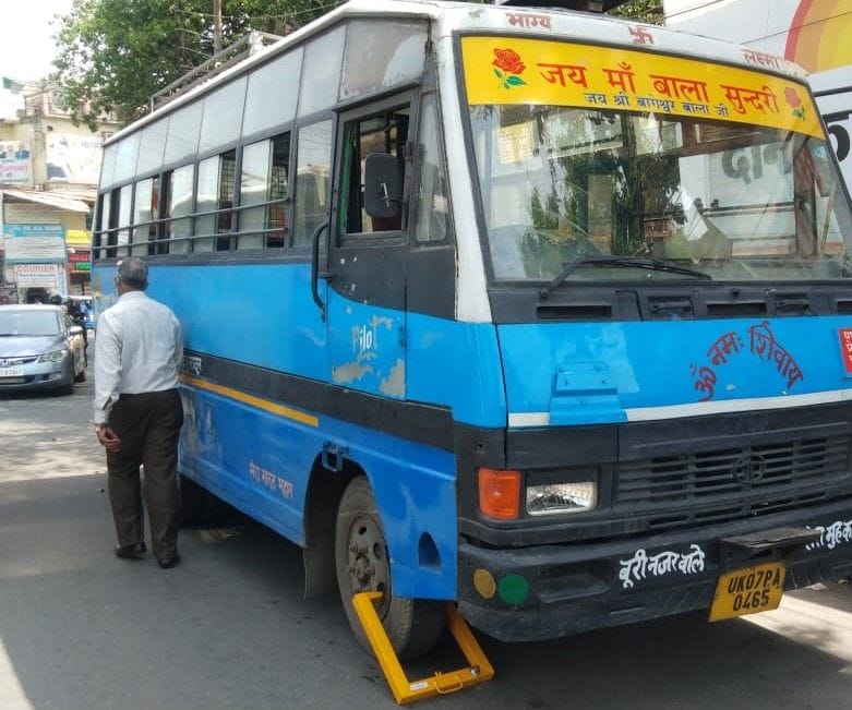 crackdown on buses, auto-vikram started