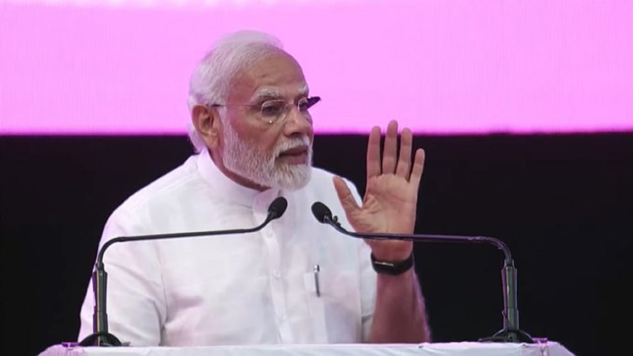 pm modi and home minister amit shah expressed grief over the deaths in uttarakhand bus accident