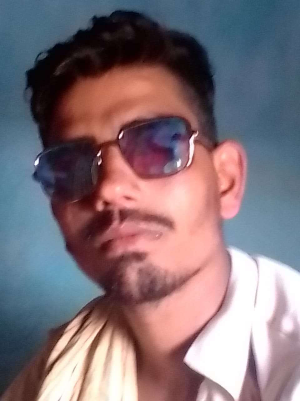 The miscreants killed the young man by adopting a knife