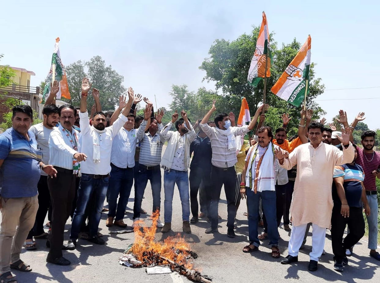 Congress demonstrated against target killing