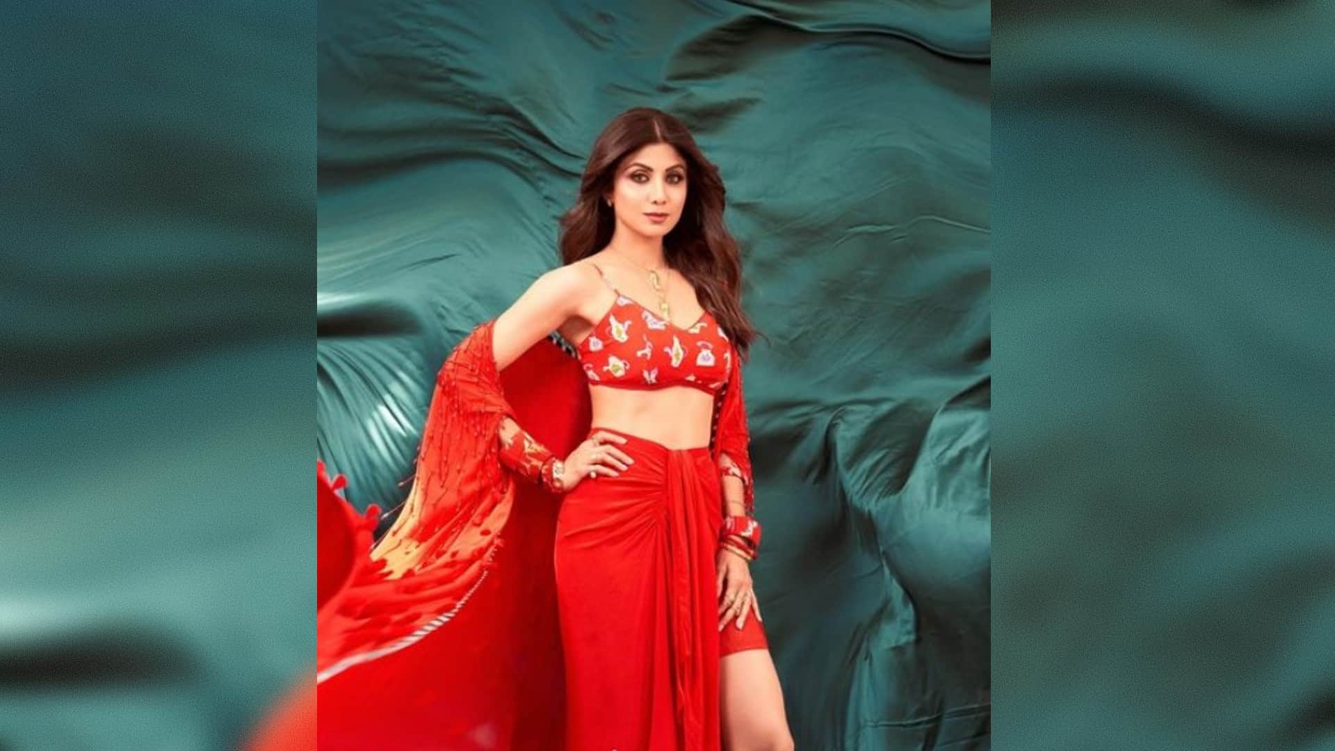 Shilpa Shetty Shares Her First Look From Kannada Film KD The Devil Users Says  Gangubai ki to copy lag rahi Ho