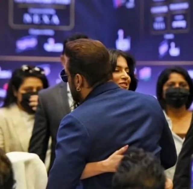 IIFA 2022 Salman Khan Seen With Divya Khosla Kumar in IIFA Awards News in Hindi