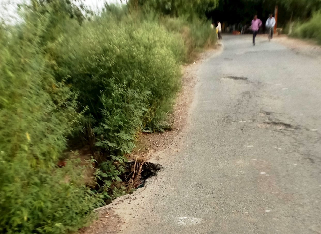 bad roads of dadraul and sindhauli