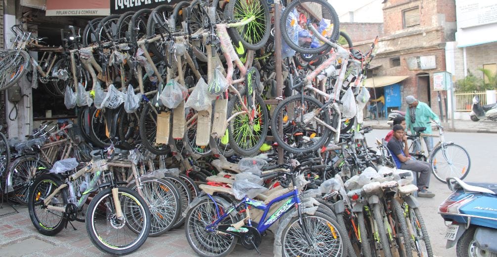 World Bicycle Day 2022 craze for cycle increased in Banaras varanasi someone is passionate about riding or health