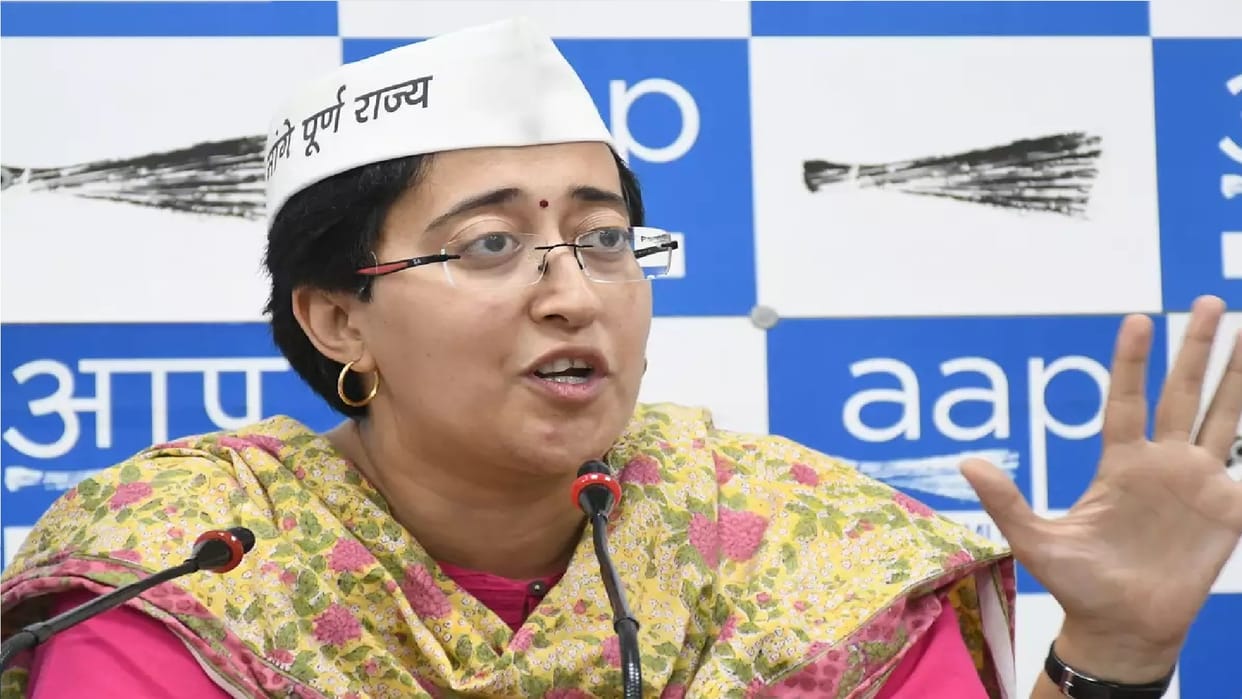 MLA Atishi received Career Changemaker of the Decade Award