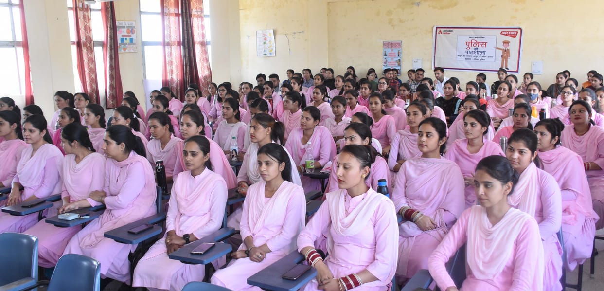 Women should respond to atrocities by becoming self-reliant: Arjit