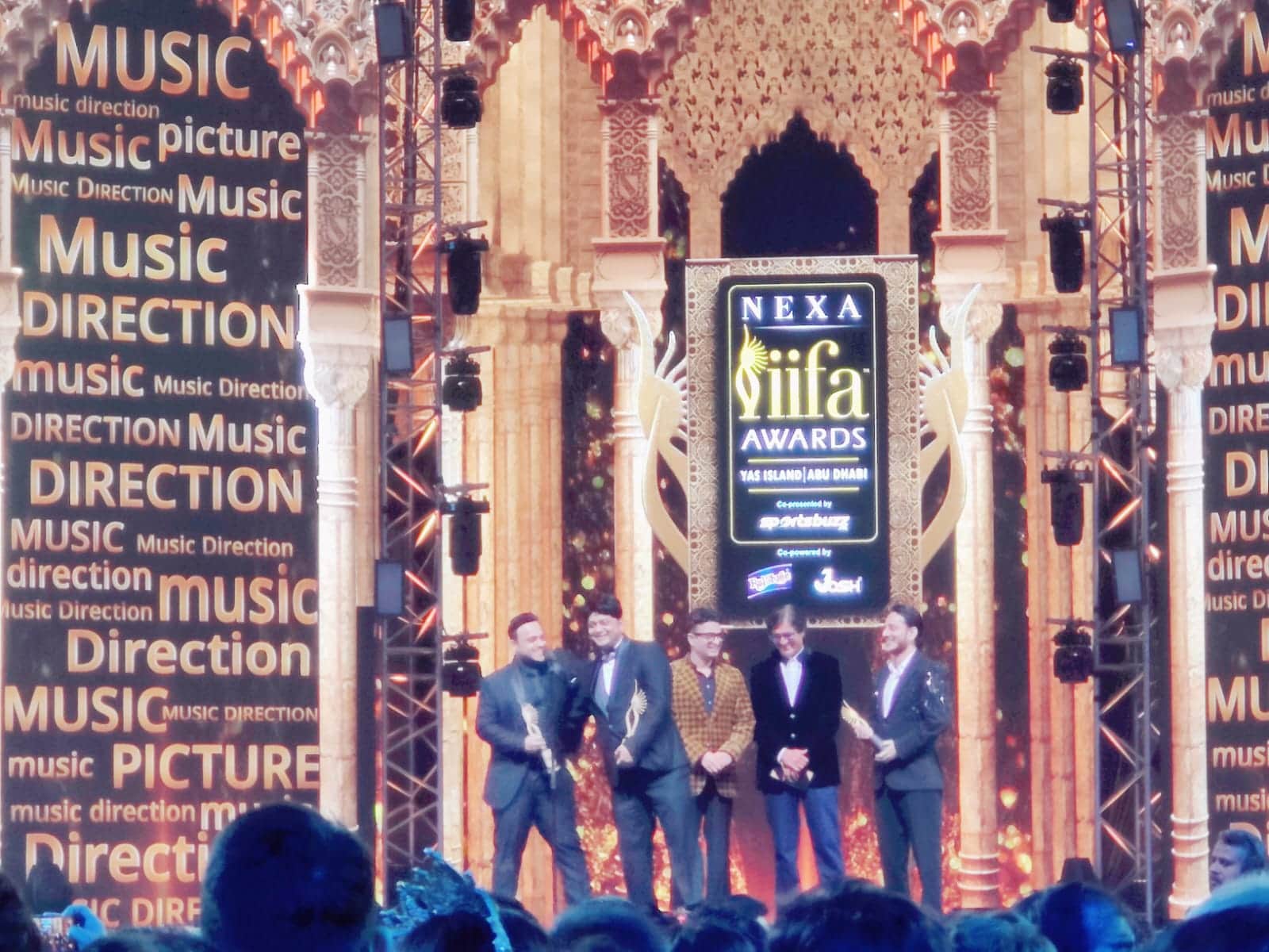 IIFA 2022 Winners List Jubin Nautiyal And Asees Kaur Win Best Singer Male And Female Awards For shershaah rata lambiya