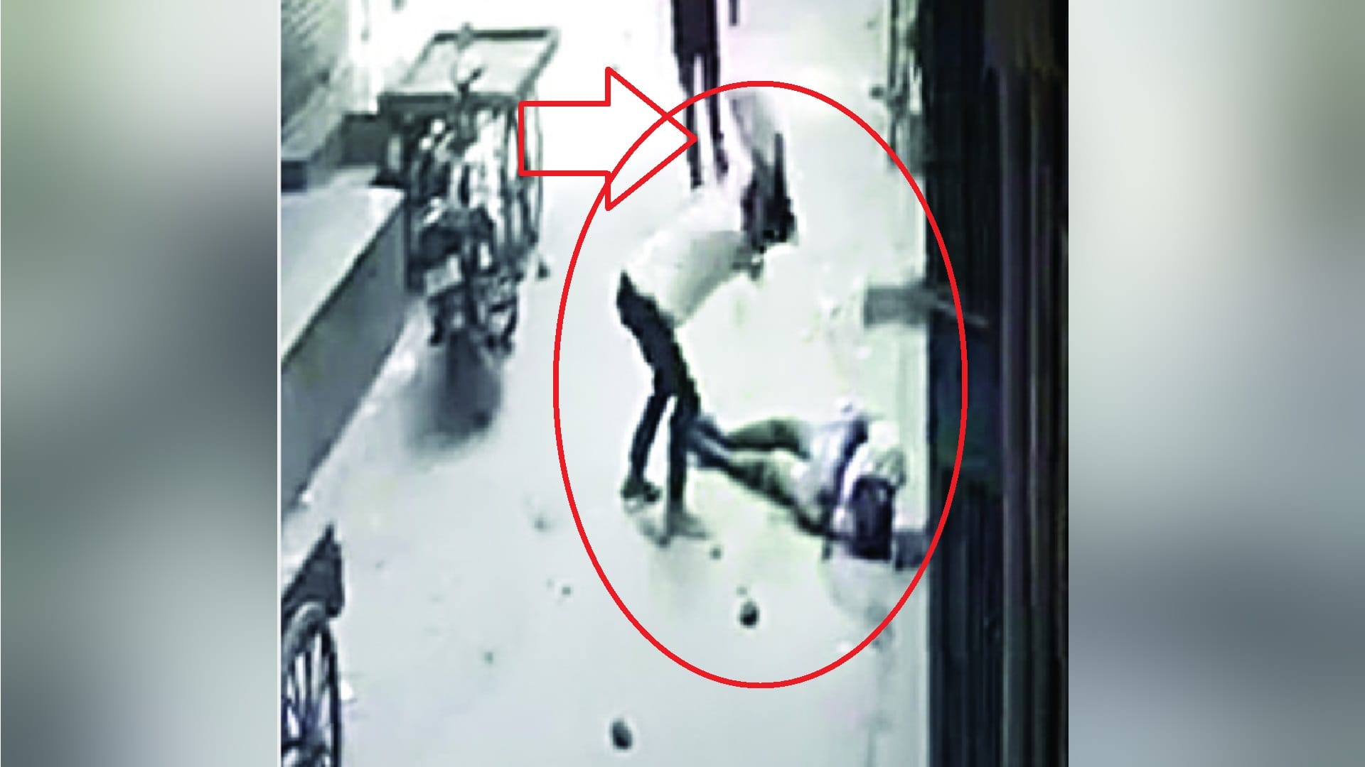Delhi Murder Young man killed in dispute over money transaction in delhi see cctv photos